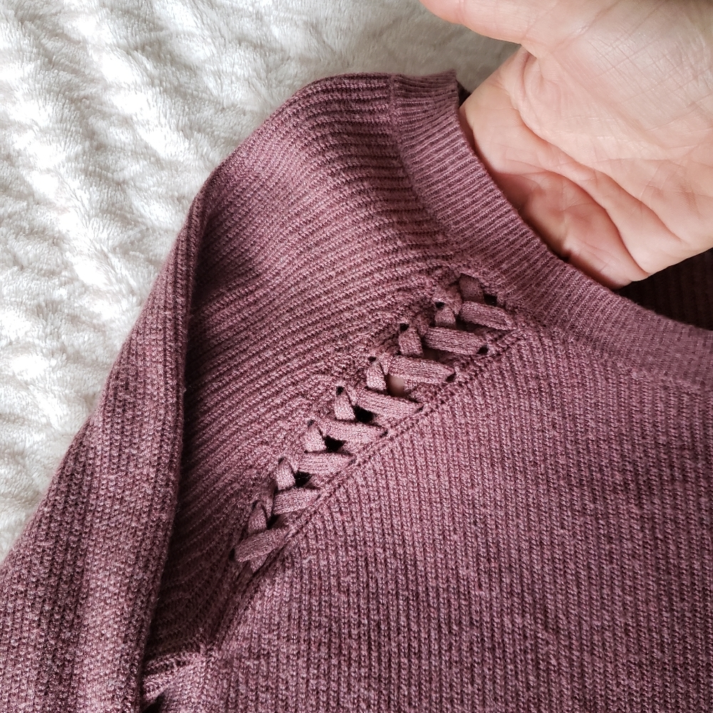 🖤 3/$15 AMERICAN EAGLE Sweater